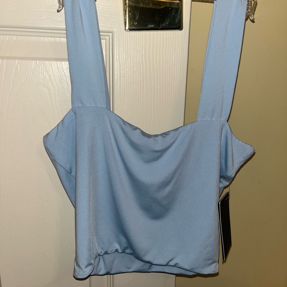 *BRAND NEW* Dressmezee Women’s Crop of the List Top in Baby Blue - size Medium - Picture 3 of 5